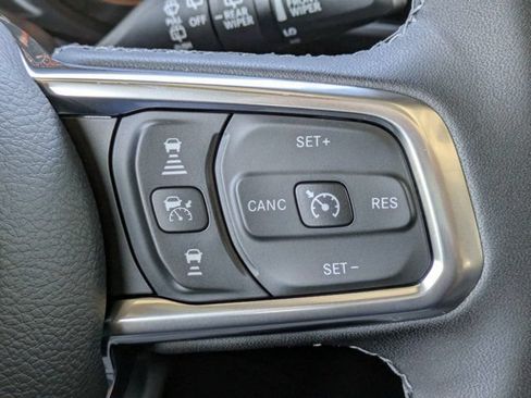 New 2026 Jeep Wrangler Unlimited Sahara AWD/4WD image 27