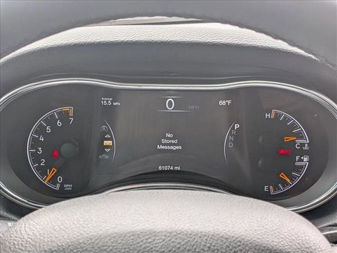 Used 2018 Jeep Grand Cherokee Limited image 11