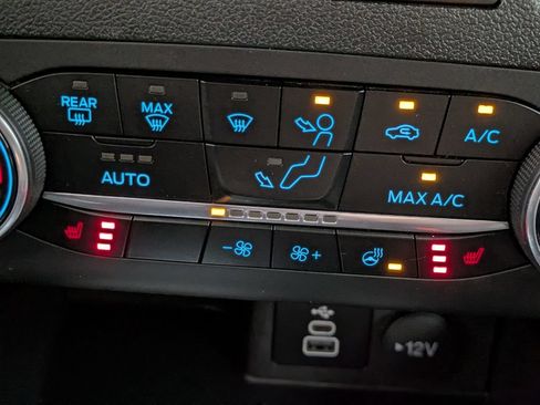 Used 2025 Ford Escape Active AWD/4WD image 6