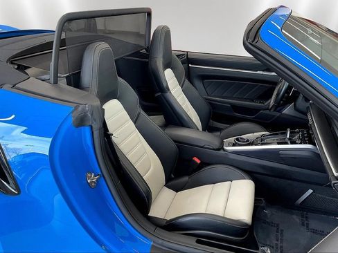 Used 2022 Porsche 911 Turbo S w/ 911 Turbo Sportdesign Package image 25