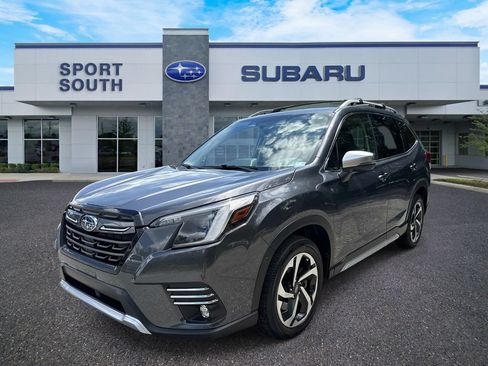 Used 2023 Subaru Forester Touring AWD/4WD image 7