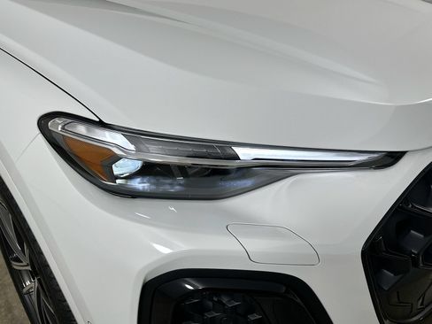 New 2026 Audi Q5 Premium Plus AWD/4WD image 10