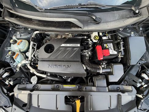 Used 2023 Nissan Rogue SL FWD image 9
