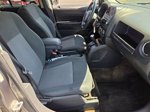 Used 2014 Jeep Patriot Sport AWD/4WD image 15