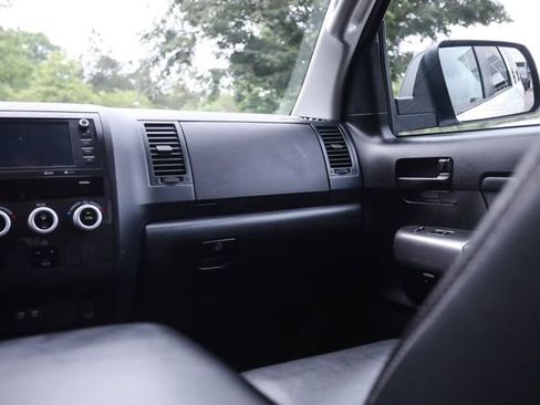 Used 2022 Toyota Sequoia TRD Sport AWD/4WD image 41