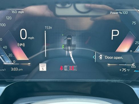 Used 2025 BMW X3 xDrive30i w/ Premium Package image 34