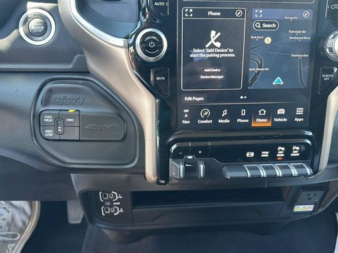 Used 2024 RAM 2500 Laramie w/ Safety Group AWD/4WD image 18