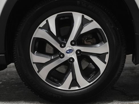 Used 2021 Subaru Outback Touring XT image 9