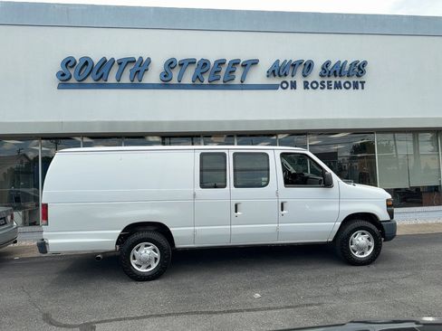 Used 2014 Ford E-350 and Econoline 350 Extended Super Duty w/ Power Group RWD image 1