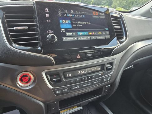 Used 2022 Honda Pilot Special Edition image 27