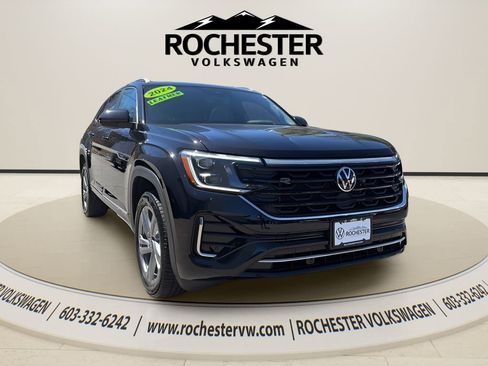 Used 2024 Volkswagen Atlas Cross Sport SEL R-Line AWD/4WD image 11