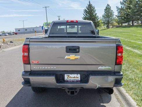 Used 2017 Chevrolet Silverado 2500 High Country w/ Duramax Plus Package AWD/4WD image 6