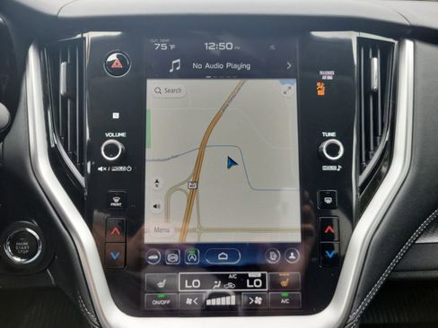 Used 2025 Subaru Outback Premium image 20