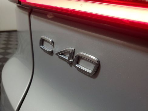 Certified 2024 Volvo C40 P8 Recharge Ultimate w/ Protection Package Premier RWD image 8