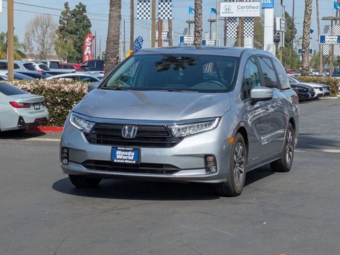 Certified 2024 Honda Odyssey EX-L image 4