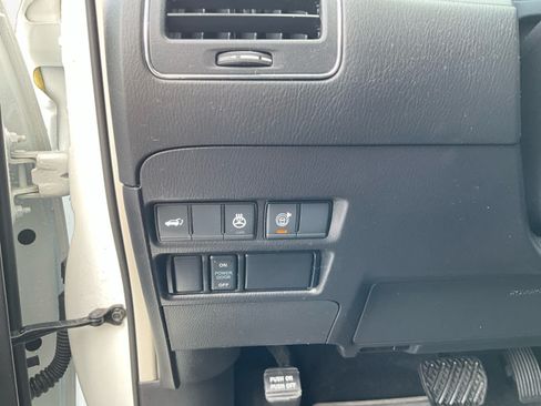 Used 2023 Nissan Armada Platinum w/ Captain's Chairs Package AWD/4WD image 20