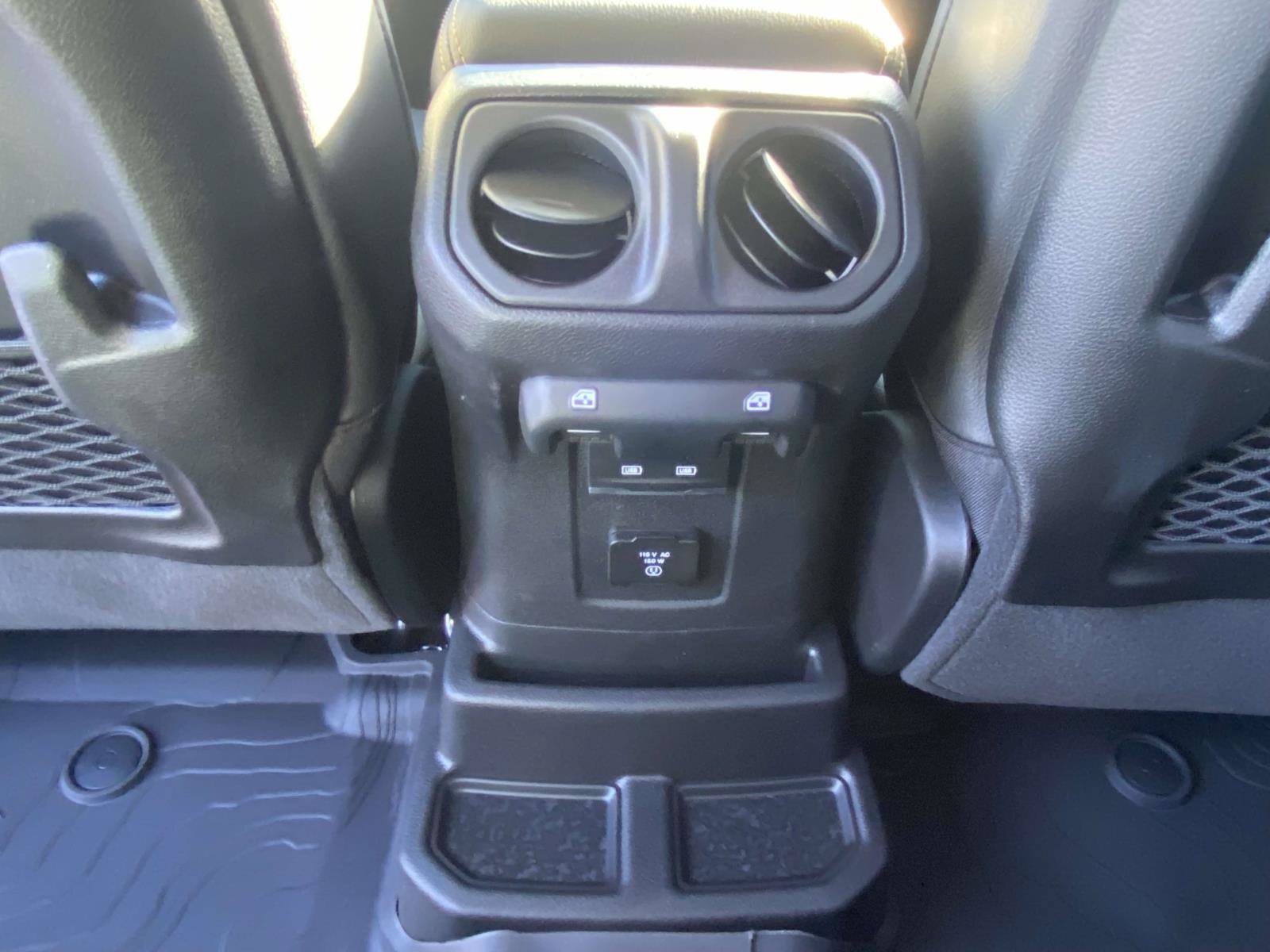New 2026 Jeep Wrangler Unlimited Sahara AWD/4WD image 12
