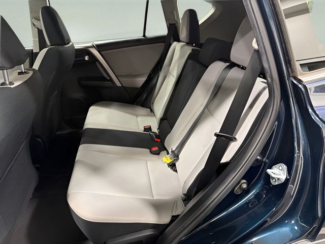 Used 2017 Toyota RAV4 XLE FWD image 30