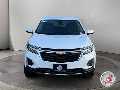 Used 2024 Chevrolet Equinox LT AWD/4WD image 2
