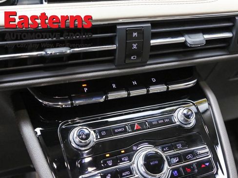 Used 2022 Lincoln Corsair Standard w/ Equipment Group 101A image 20