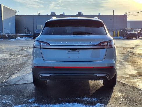 Used 2023 Lincoln Nautilus Reserve w/ Equipment Group 201A image 6