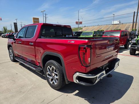 Used 2023 GMC Sierra 1500 SLT AWD/4WD image 5