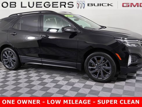 Certified 2022 Chevrolet Equinox RS w/ LPO, Floor Liner Package image 2