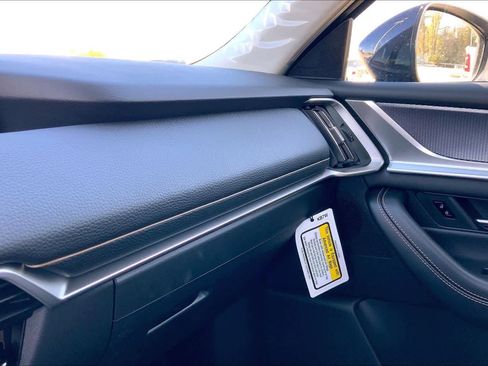 New 2026 MAZDA CX-90 Plug-In Hybrid w/ Preferred image 18