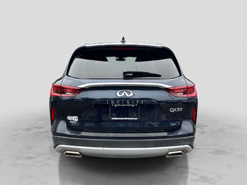 Used 2023 INFINITI QX50 Luxe AWD/4WD image 4