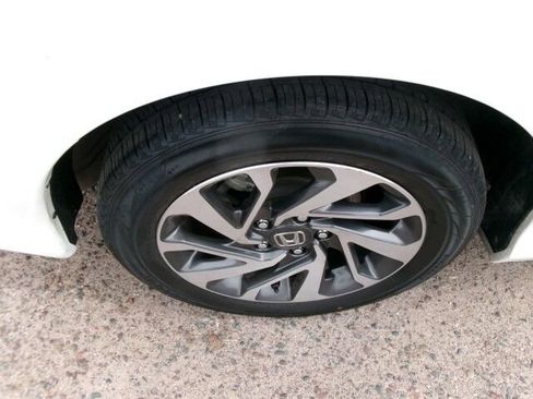 Used 2016 Honda Civic EX image 21