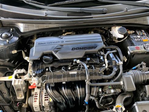 Used 2023 Hyundai Elantra SEL w/ Convenience Package FWD image 31