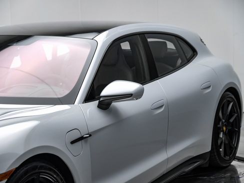 Used 2023 Porsche Taycan GTS w/ Premium Package image 24