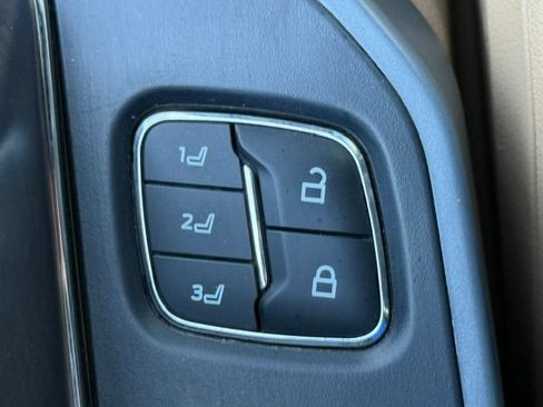 Certified 2022 Ford F150 Lariat AWD/4WD image 20