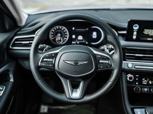 New 2026 Genesis G70 2.5T image 12