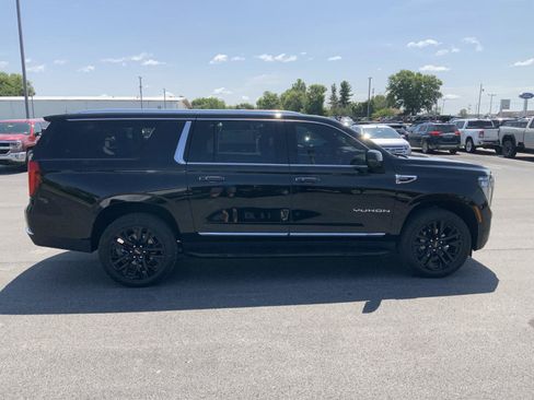 Used 2026 GMC Yukon XL Elevation w/ Elevation Premium Package AWD/4WD image 16