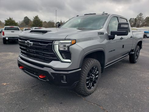 New 2026 Chevrolet Silverado 3500 LTZ w/ LTZ Plus Package image 2