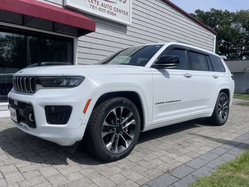 Used 2023 Jeep Grand Cherokee L Overland AWD/4WD image 2