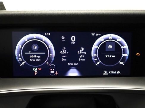 New 2026 Volkswagen Tiguan SE AWD/4WD image 15