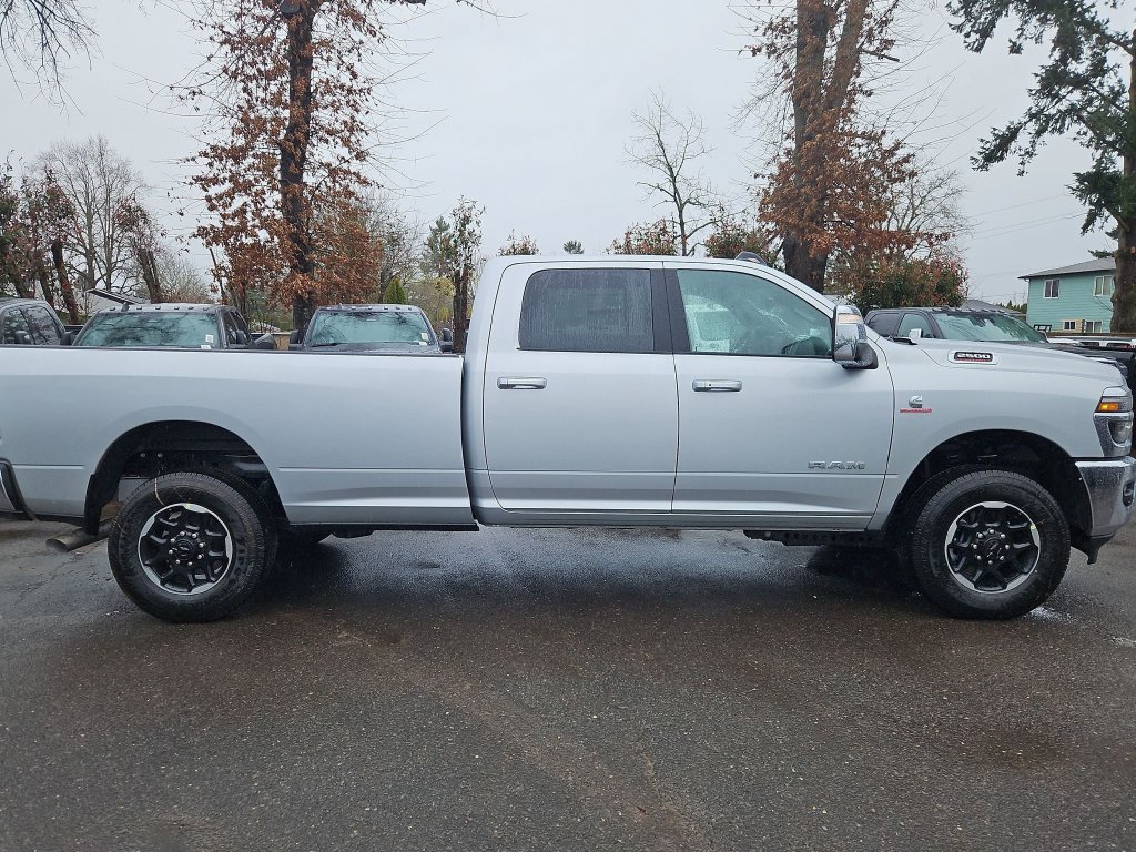 New 2026 RAM 2500 Laramie AWD/4WD image 8