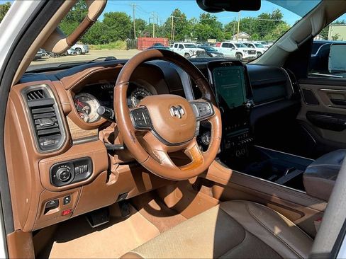 Used 2019 RAM 1500 Limited AWD/4WD image 16