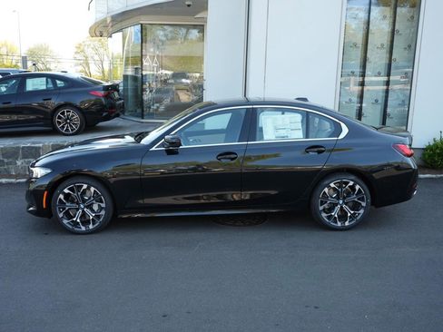 New 2026 BMW 330i xDrive Sedan w/ Premium Package AWD/4WD image 13