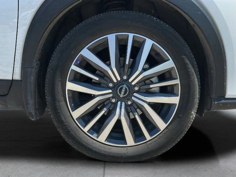 Used 2024 Nissan Kicks SV w/ Interior Electronics Package image 33