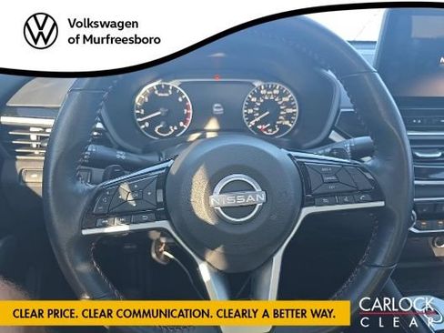 Used 2024 Nissan Altima 2.5 SR w/ SR Premium Package FWD image 9