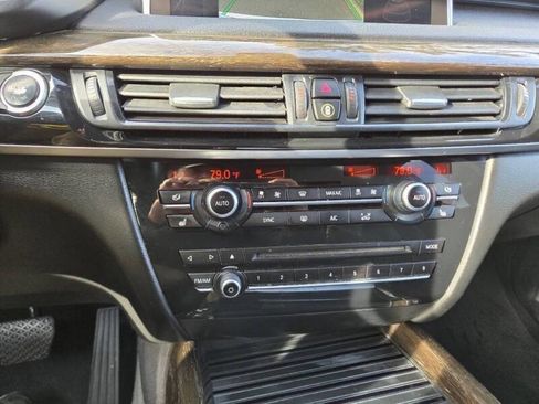 Used 2015 BMW X5 xDrive35d image 17