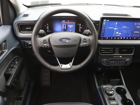 New 2025 Ford Maverick Lariat w/ Black Appearance Package image 18