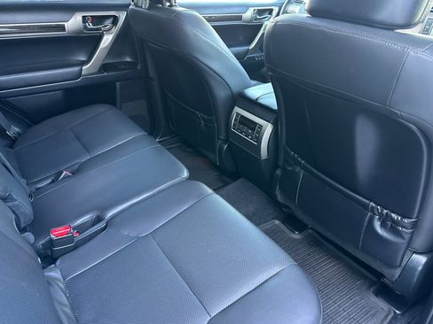 Used 2016 Lexus GX 460 w/ Comfort Package AWD/4WD image 33