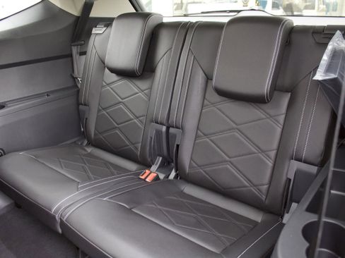 New 2026 Volkswagen Atlas SE image 29