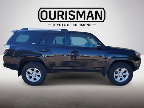 Certified 2022 Toyota 4Runner SR5 Premium w/ Moonroof Package AWD/4WD image 8