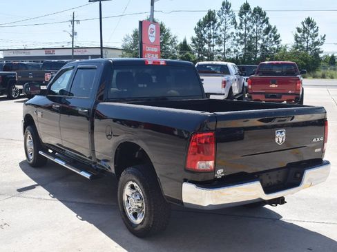 Used 2012 RAM 2500 ST w/ Chrome Appearance Group AWD/4WD image 5