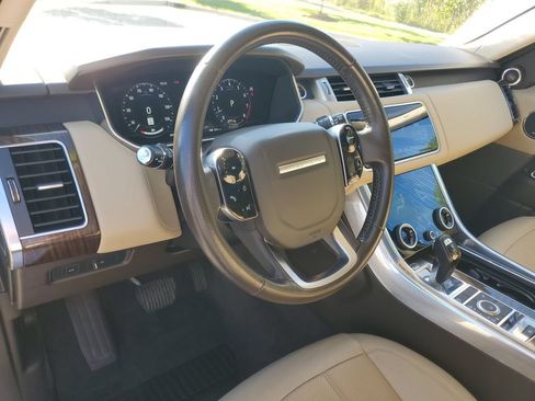 Used 2019 Land Rover Range Rover Sport HSE AWD/4WD image 18